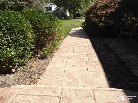 7679 Coventry, Temperance, MI 48182 photo 5