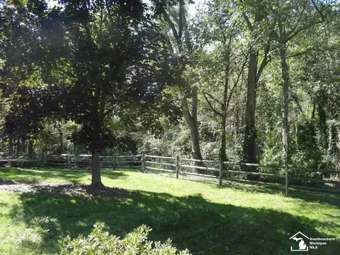 7679 Coventry, Temperance, MI 48182 photo 4