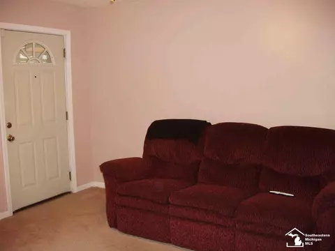 615 Stone, Monroe, MI 48161 photo 3