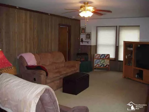 615 Stone, Monroe, MI 48161 photo 7