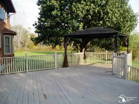 29965 Pennsylvania, Romulus, MI 48174 photo 7