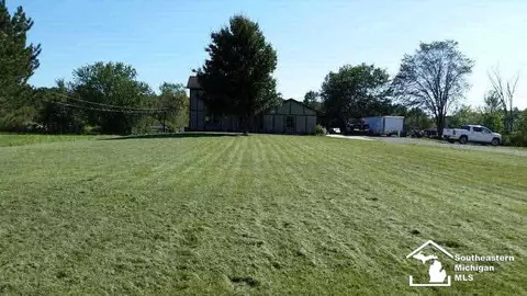 29965 Pennsylvania, Romulus, MI 48174 photo 4