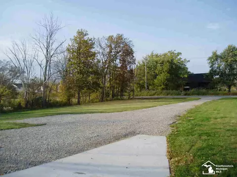 29965 Pennsylvania, Romulus, MI 48174 photo 9