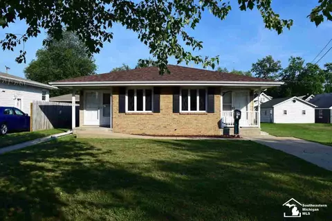 126 N Roessler, Monroe, MI 48162 photo 1