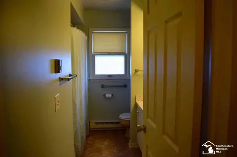 126 N Roessler, Monroe, MI 48162 photo 8