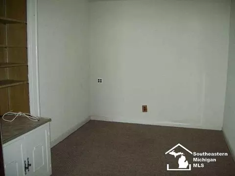725 Bacon, Monroe, MI 48161 photo 8