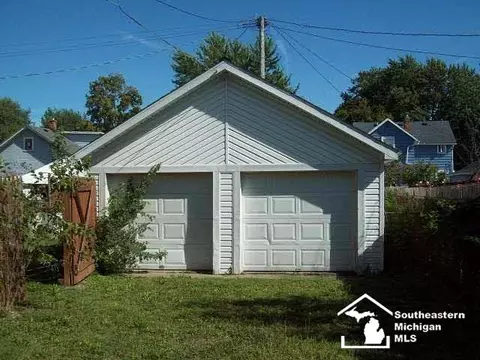 725 Bacon, Monroe, MI 48161 photo 16