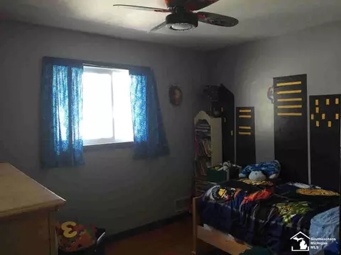 1325 Maple, Monroe, MI 48162 photo 8