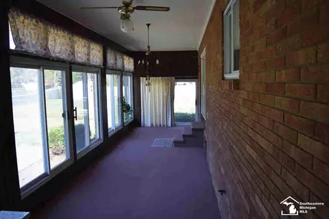 574 Augusta, Monroe, MI 48161 photo 3