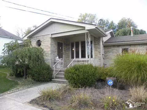 2168 W Smith, Temperance, MI 48182 photo 2