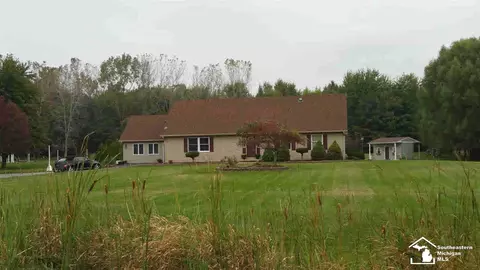 3764 Zink, Carleton, MI 48117 photo 1