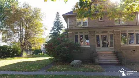 304 Tremont, Monroe, MI 48162 photo 3