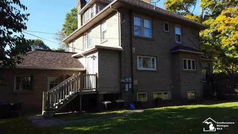 304 Tremont, Monroe, MI 48162 photo 5