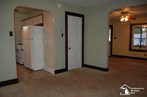 825 Hubble, Monroe, MI 48161 photo 4