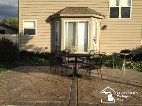 1997 Teton, Monroe, MI 48162 photo 3