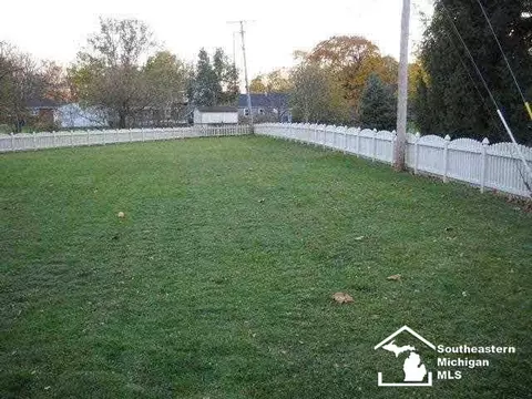 131 Crampton, Monroe, MI 48162 photo 21