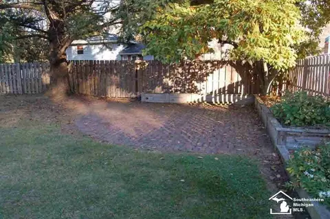 9166 Pheasant, Temperance, MI 48182 photo 7