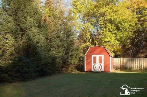9166 Pheasant, Temperance, MI 48182 photo 4