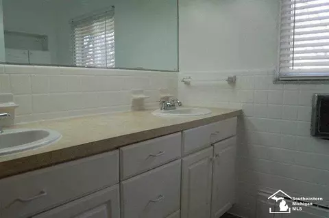 9166 Pheasant, Temperance, MI 48182 photo 21