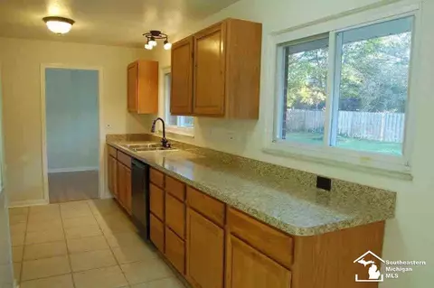 9166 Pheasant, Temperance, MI 48182 photo 9