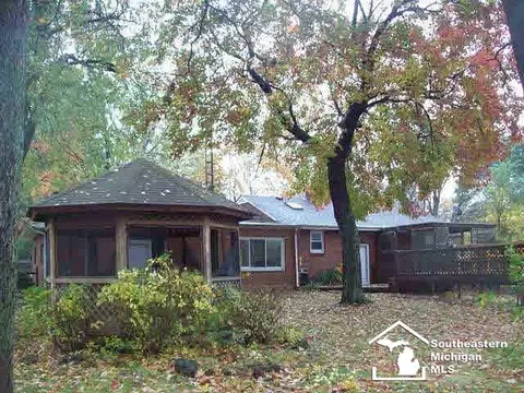 9075 Pheasant, Temperance, MI 48182 photo 13