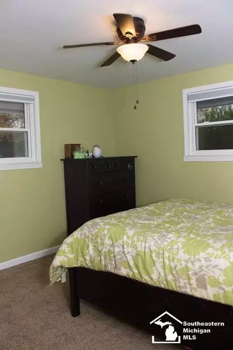 152 Donnalee, Monroe, MI 48162 photo 9