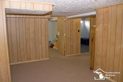 152 Donnalee, Monroe, MI 48162 photo 13