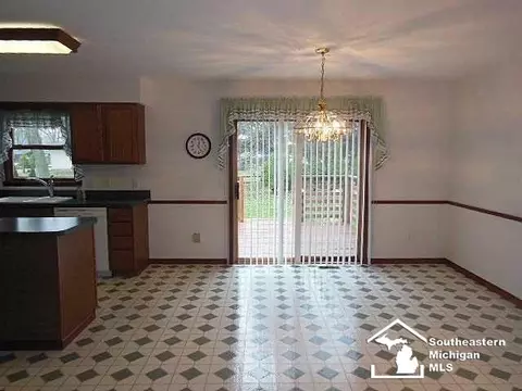 7357 Silo, Temperance, MI 48182 photo 12