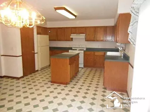 7357 Silo, Temperance, MI 48182 photo 10