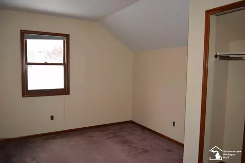 8680 Tanglewood, Temperance, MI 48182 photo 16