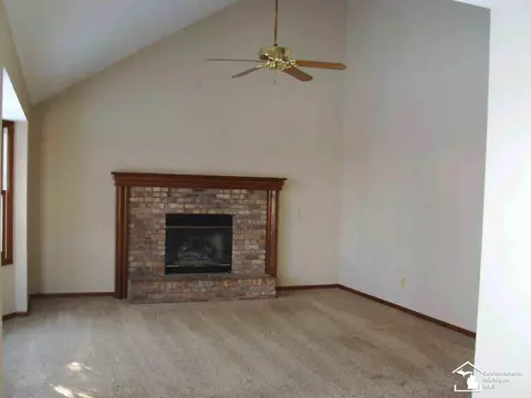 8680 Tanglewood, Temperance, MI 48182 photo 5