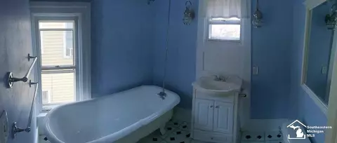 231 E Lorain, Monroe, MI 48161 photo 13