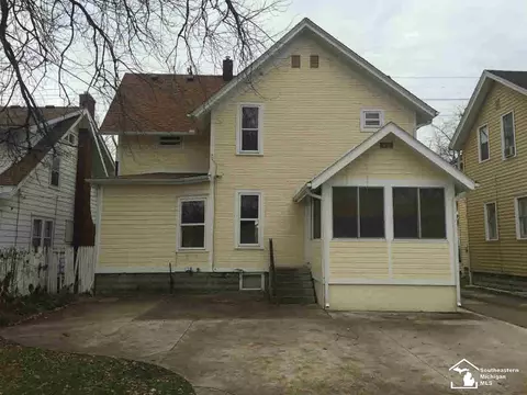 231 E Lorain, Monroe, MI 48161 photo 3