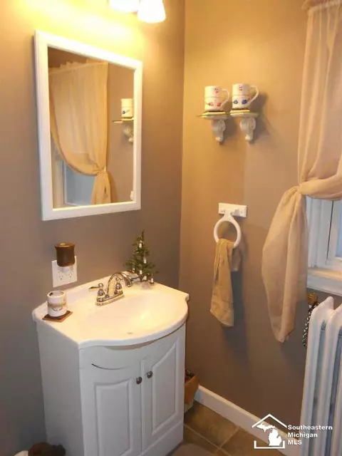 501 E Fourth, Monroe, MI 48161 photo 21