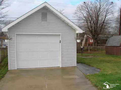 1255 Arbor, Monroe, MI 48162 photo 3