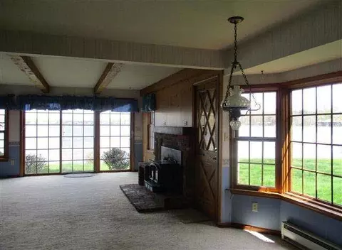 2064 Forest Park, Jackson, MI 49201 photo 5