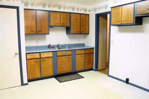 3200 Feldman, Jackson, MI 49201 photo 7