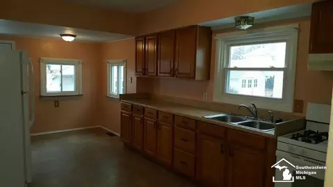 314 Eighth, Monroe, MI 48161 photo 3