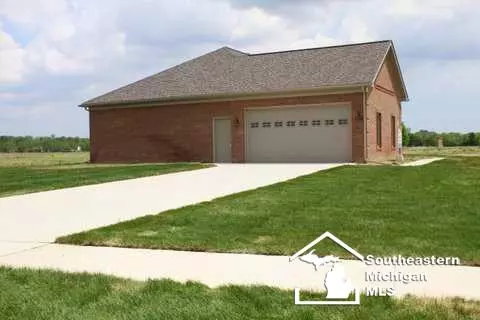 208 Pinnacle, Monroe, MI 48162 photo 2