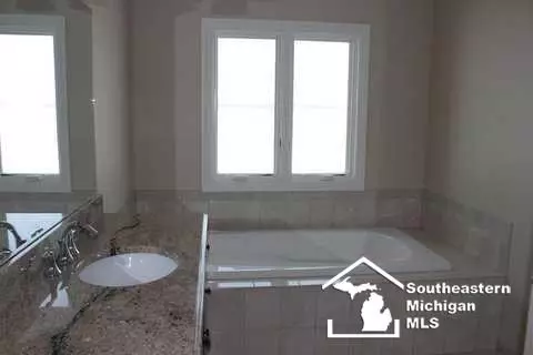 208 Pinnacle, Monroe, MI 48162 photo 15