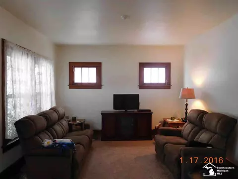 325 Campus, Monroe, MI 48162 photo 4