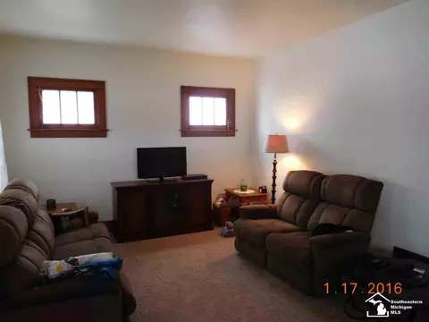 325 Campus, Monroe, MI 48162 photo 5