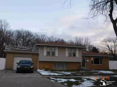 1104 Lavender, Monroe, MI 48162 photo 3
