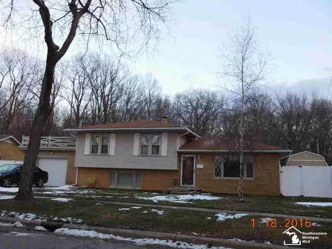1104 Lavender, Monroe, MI 48162 photo 2