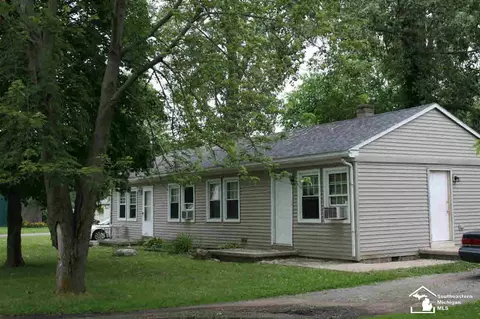 1415 Union, Monroe, MI 48161 photo 4