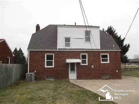 814 E Front, Monroe, MI 48161 photo 11