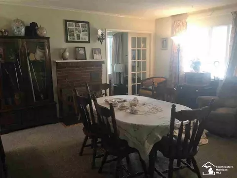9640 Douglas, Temperance, MI 48182 photo 8