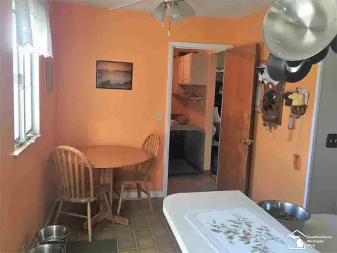 9640 Douglas, Temperance, MI 48182 photo 7