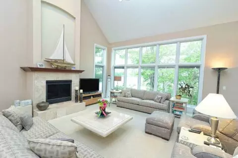 355 Highland, Jackson, MI 49201 photo 9