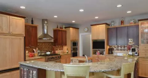 355 Highland, Jackson, MI 49201 photo 14